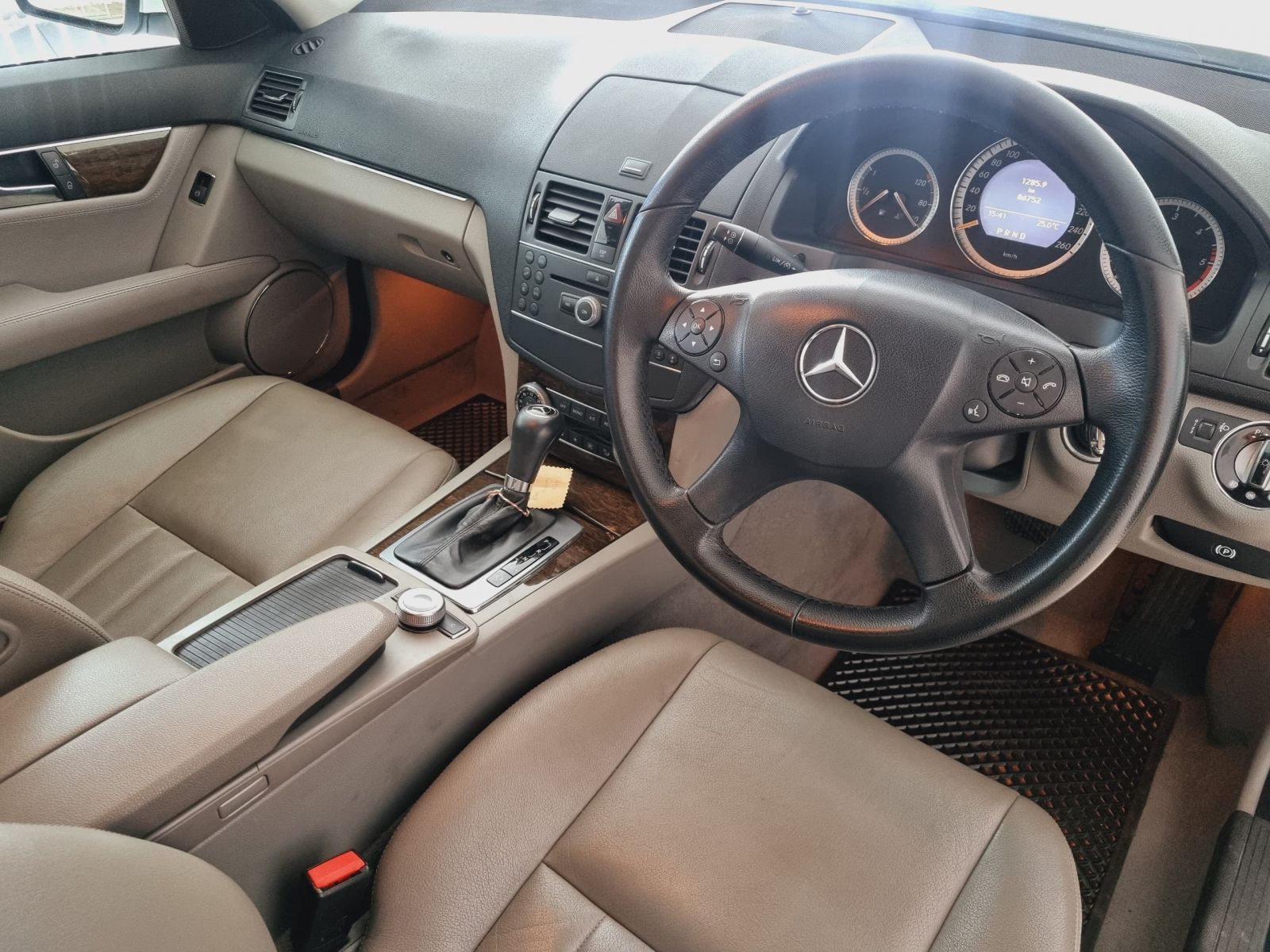 2007 Mercedes-Benz C Class photo 8