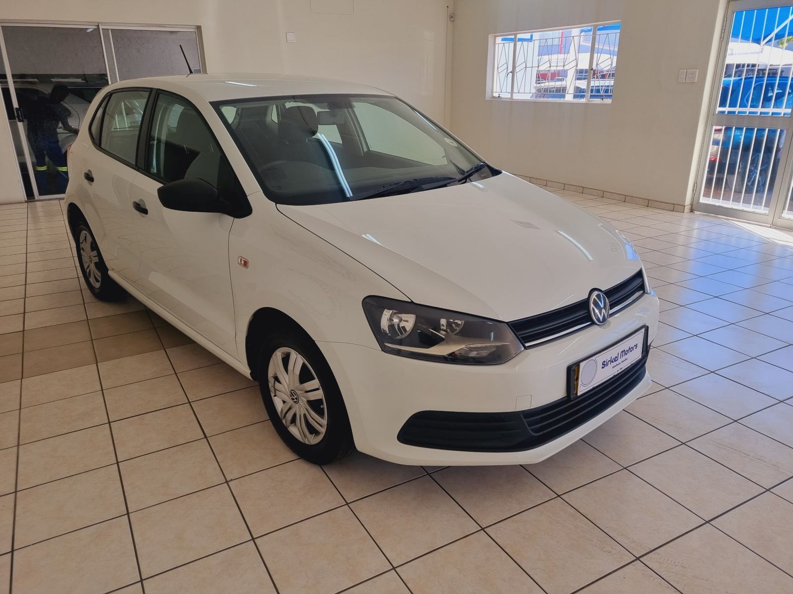2024 Volkswagen Polo Vivo photo 3