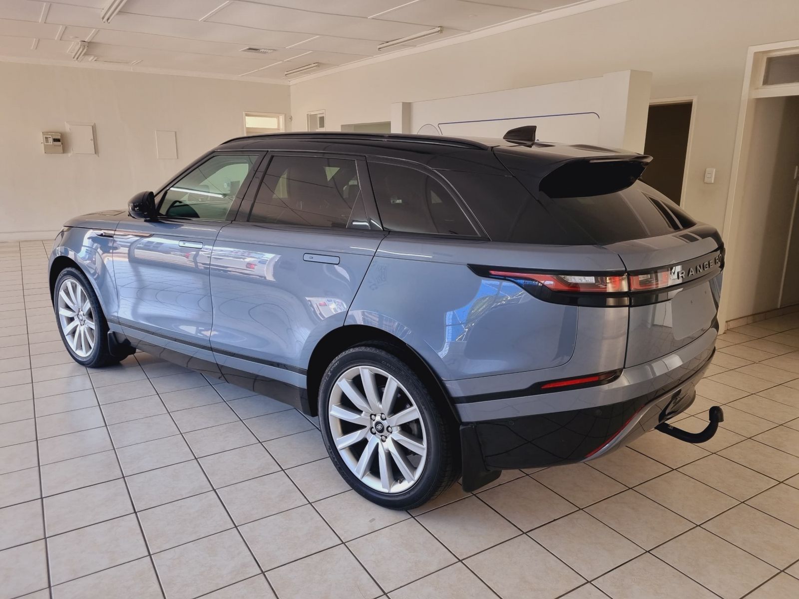 2018 Land Rover Range Rover photo 4