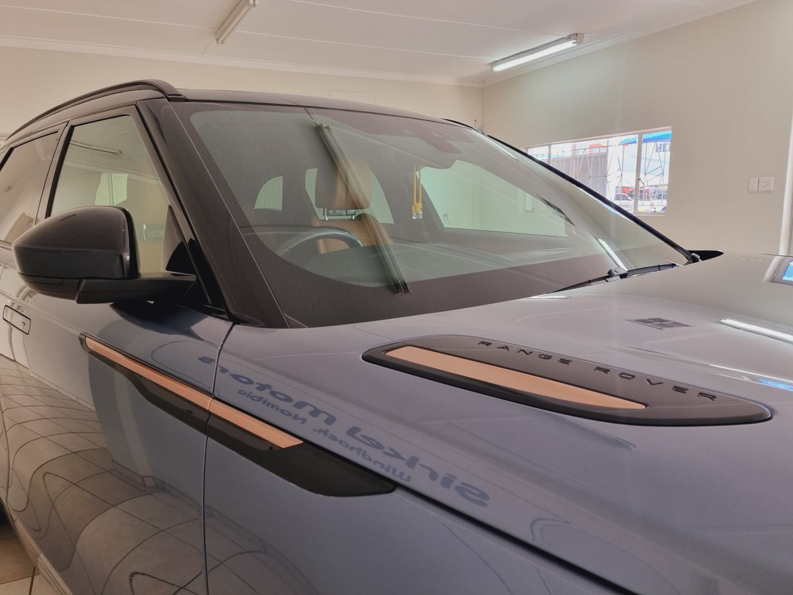 2018 Land Rover Range Rover photo 9