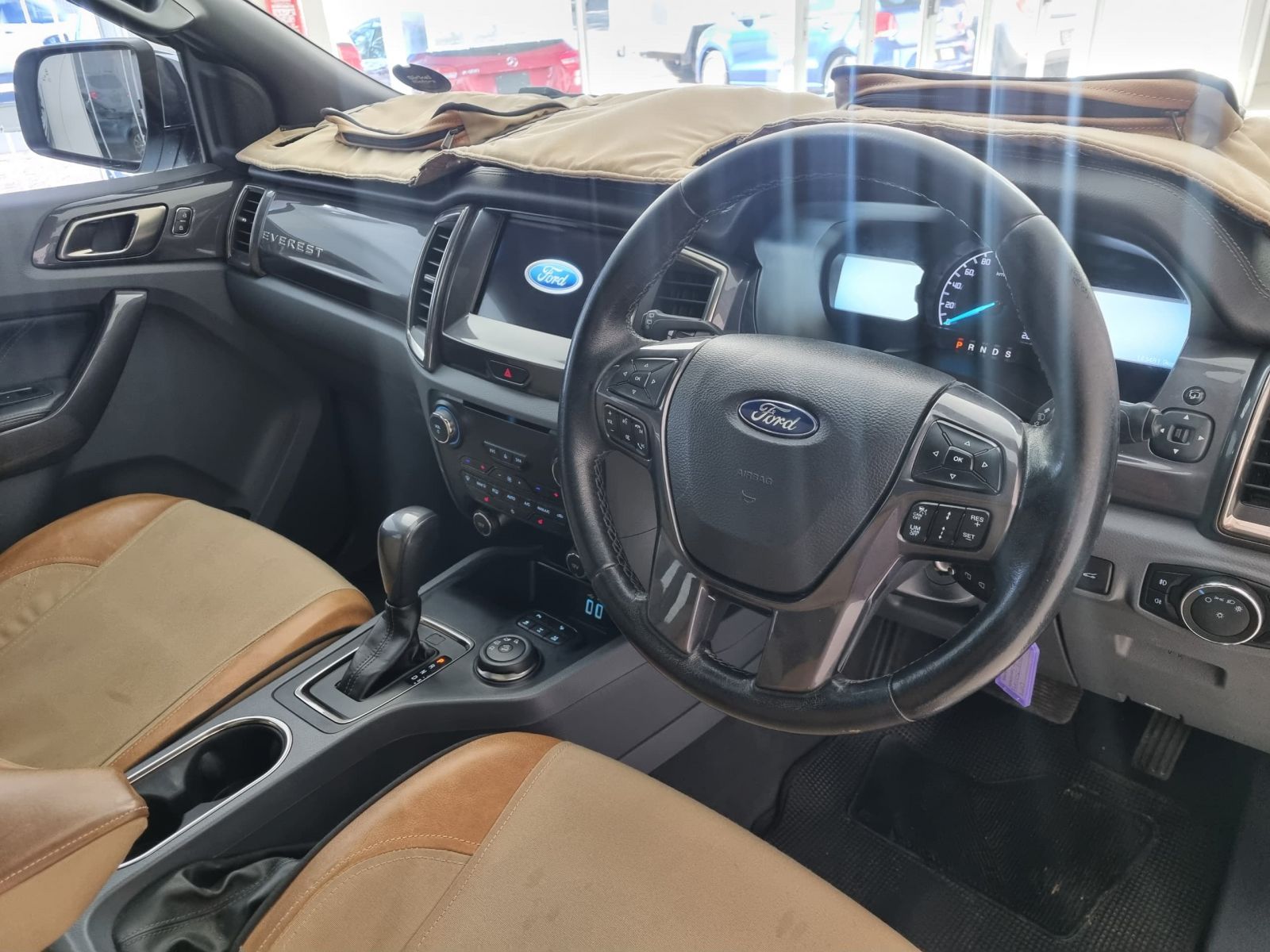 2018 Ford Everest photo 11
