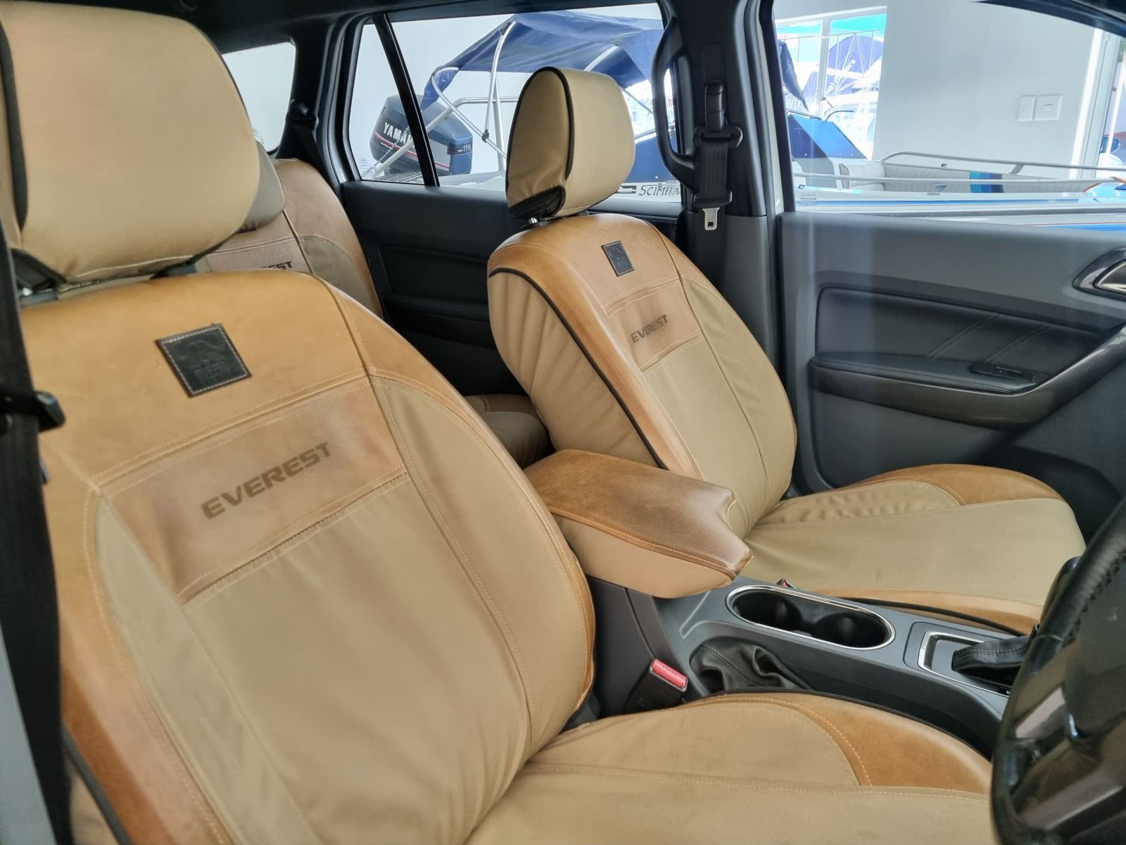 2018 Ford Everest photo 13