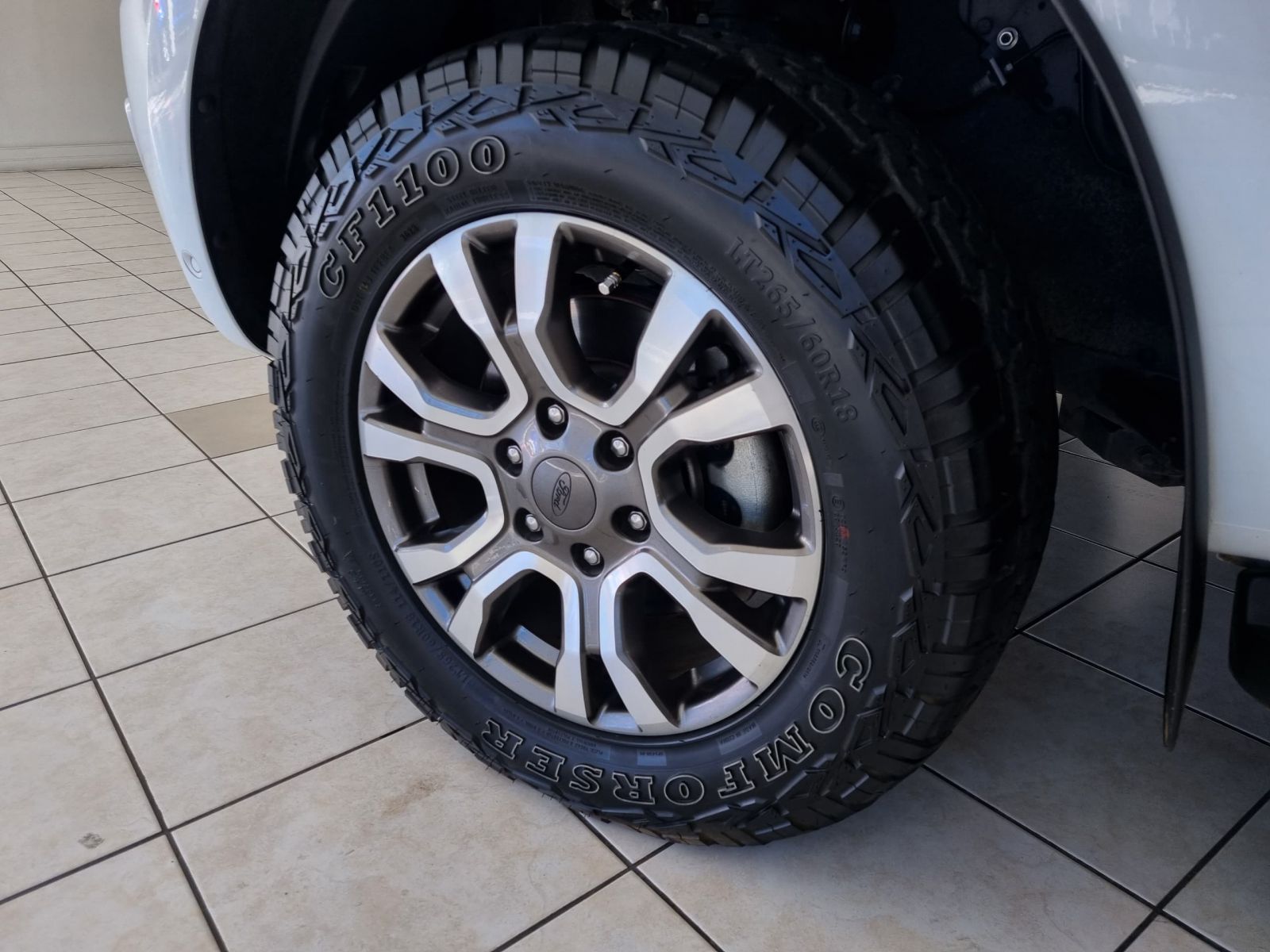2018 Ford Everest photo 17