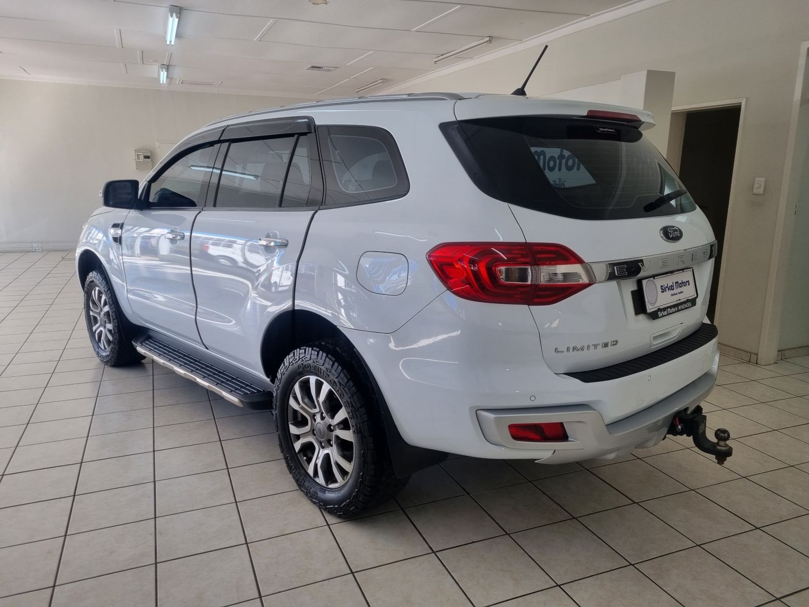 2018 Ford Everest photo 6