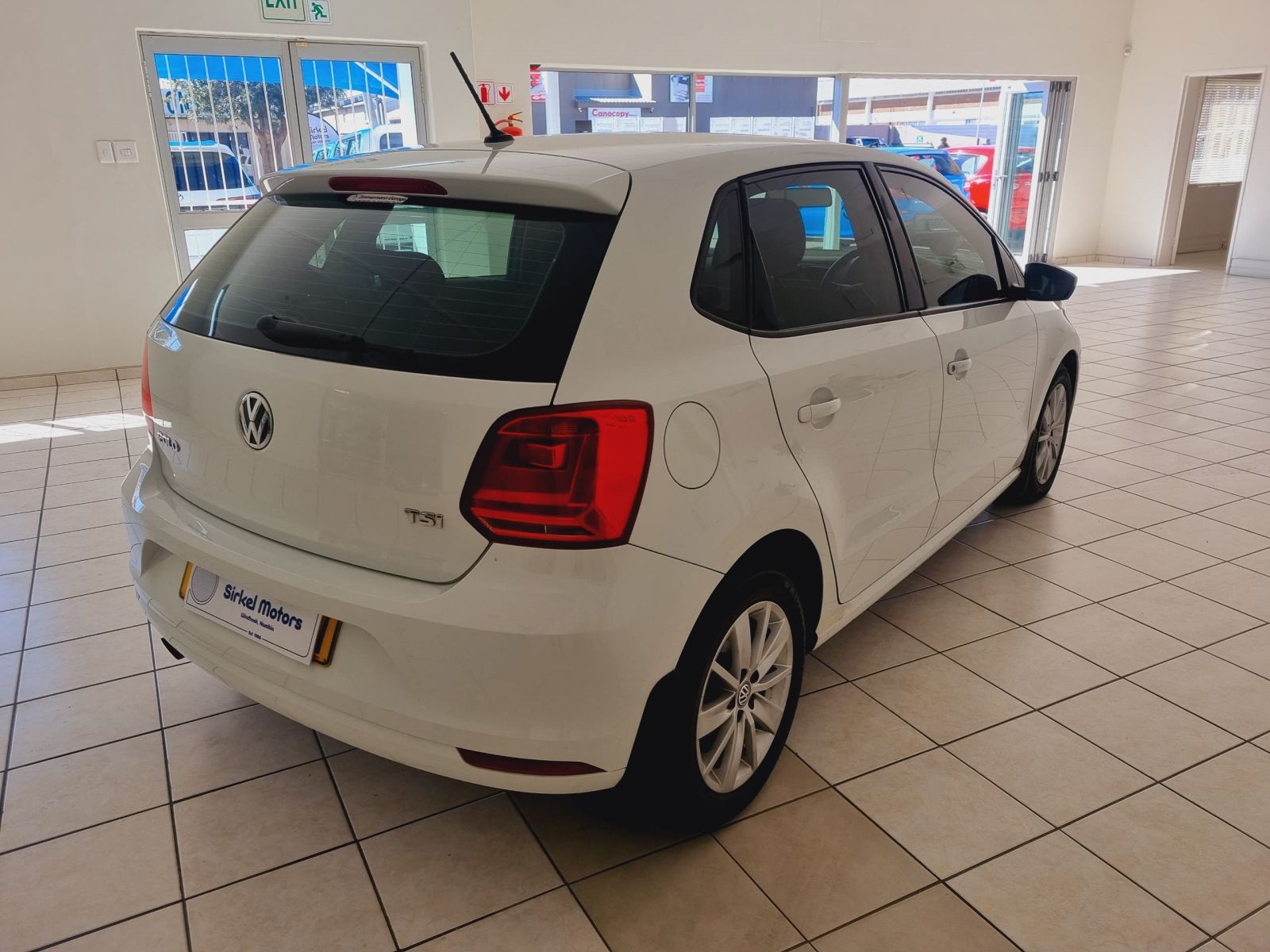 2016 Volkswagen Polo photo 6
