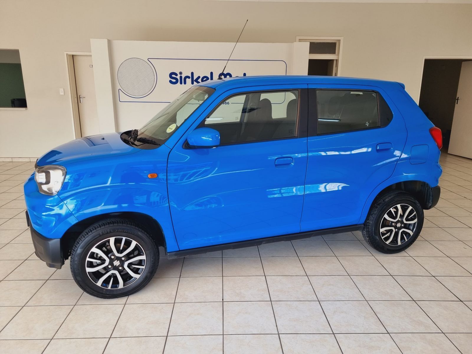 2024 Suzuki S-Presso photo 2