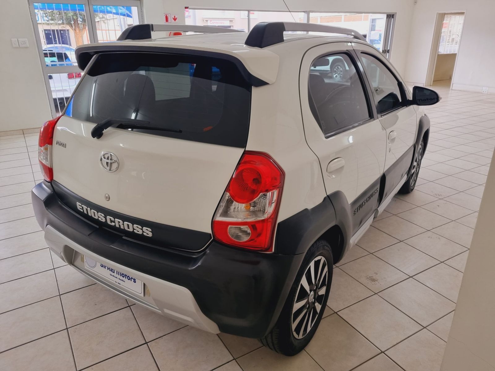 2018 Toyota Etios photo 6