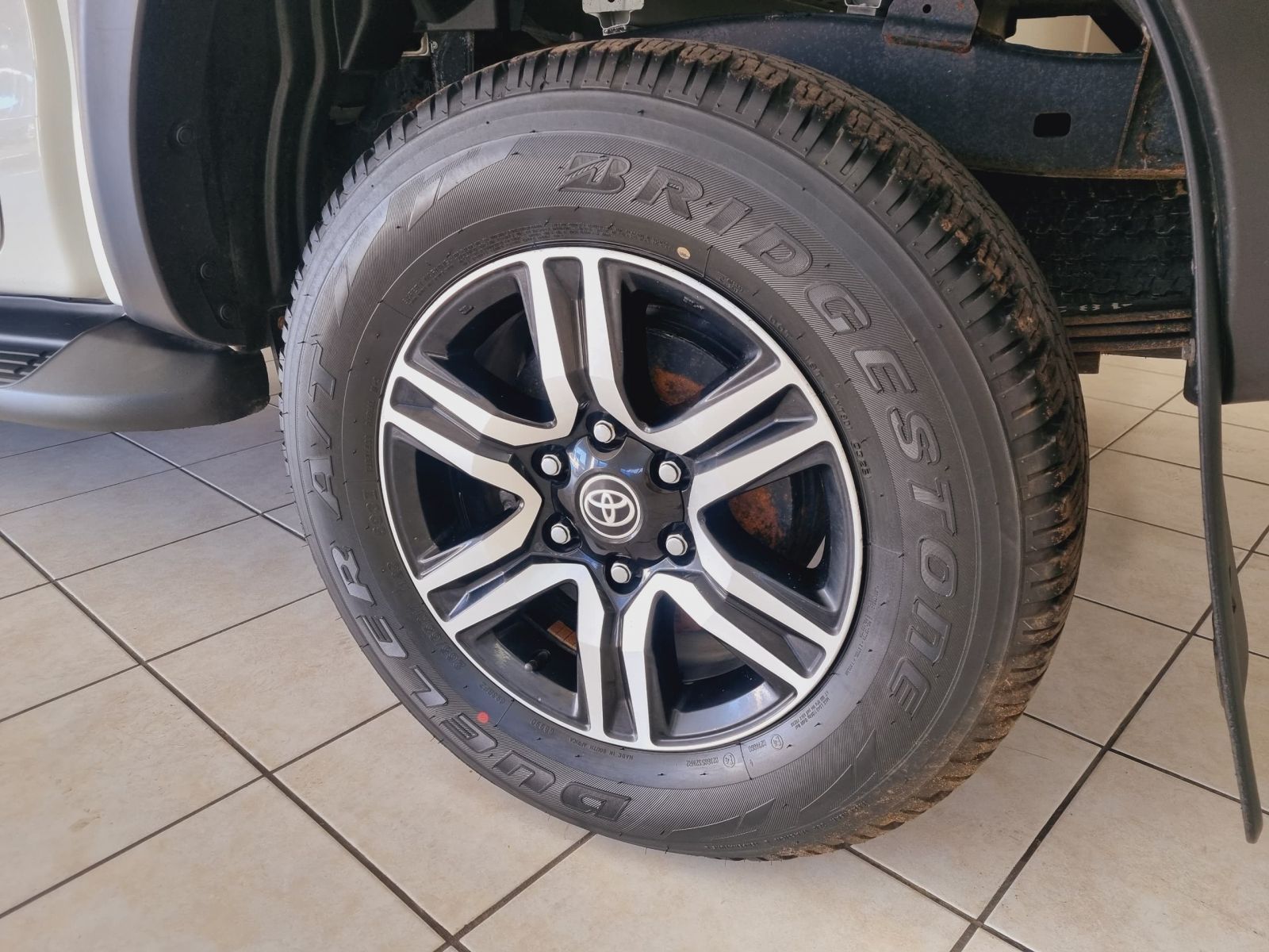 2024 Toyota Hilux photo 12