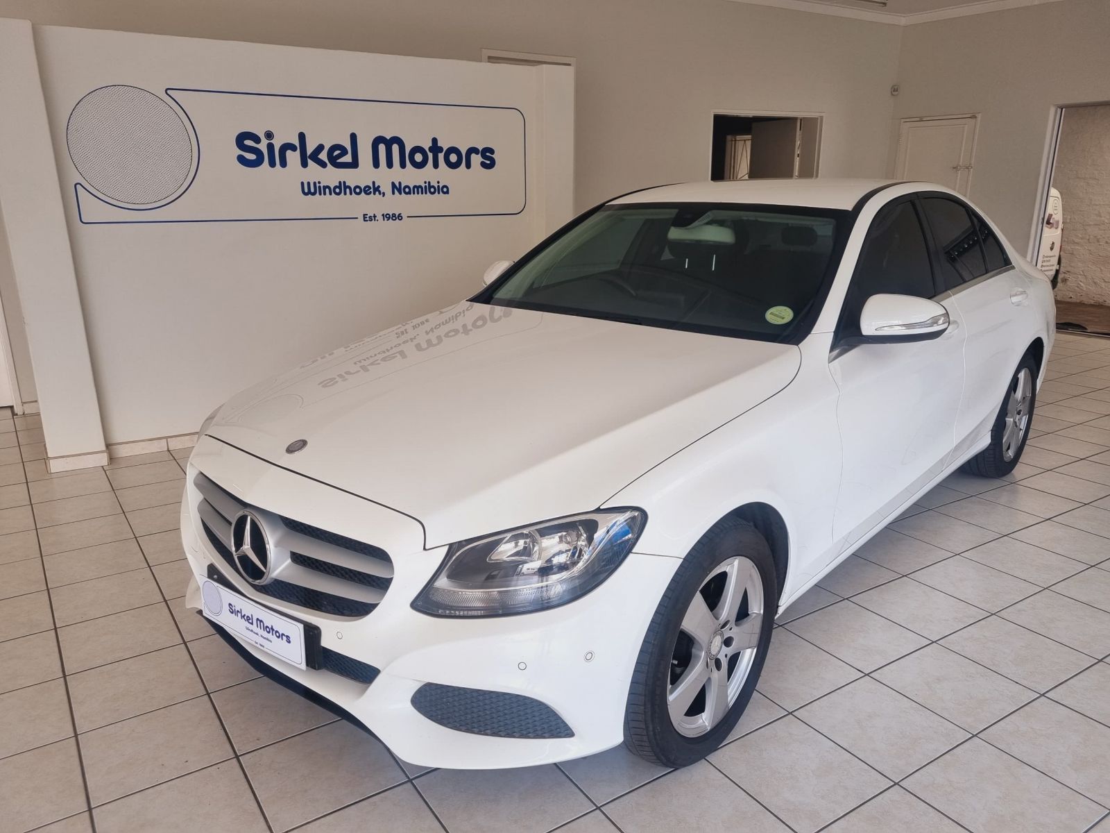 2015 Mercedes-Benz C Class photo 1
