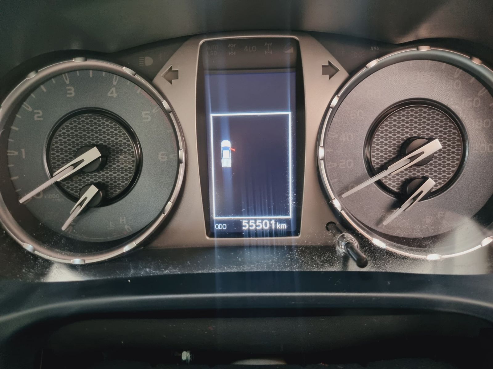 2024 Toyota Hilux photo 9