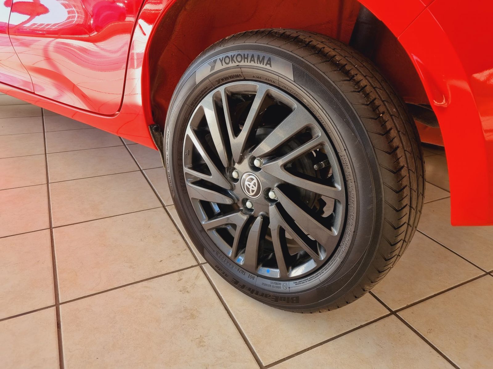 2023 Toyota Vitz photo 6