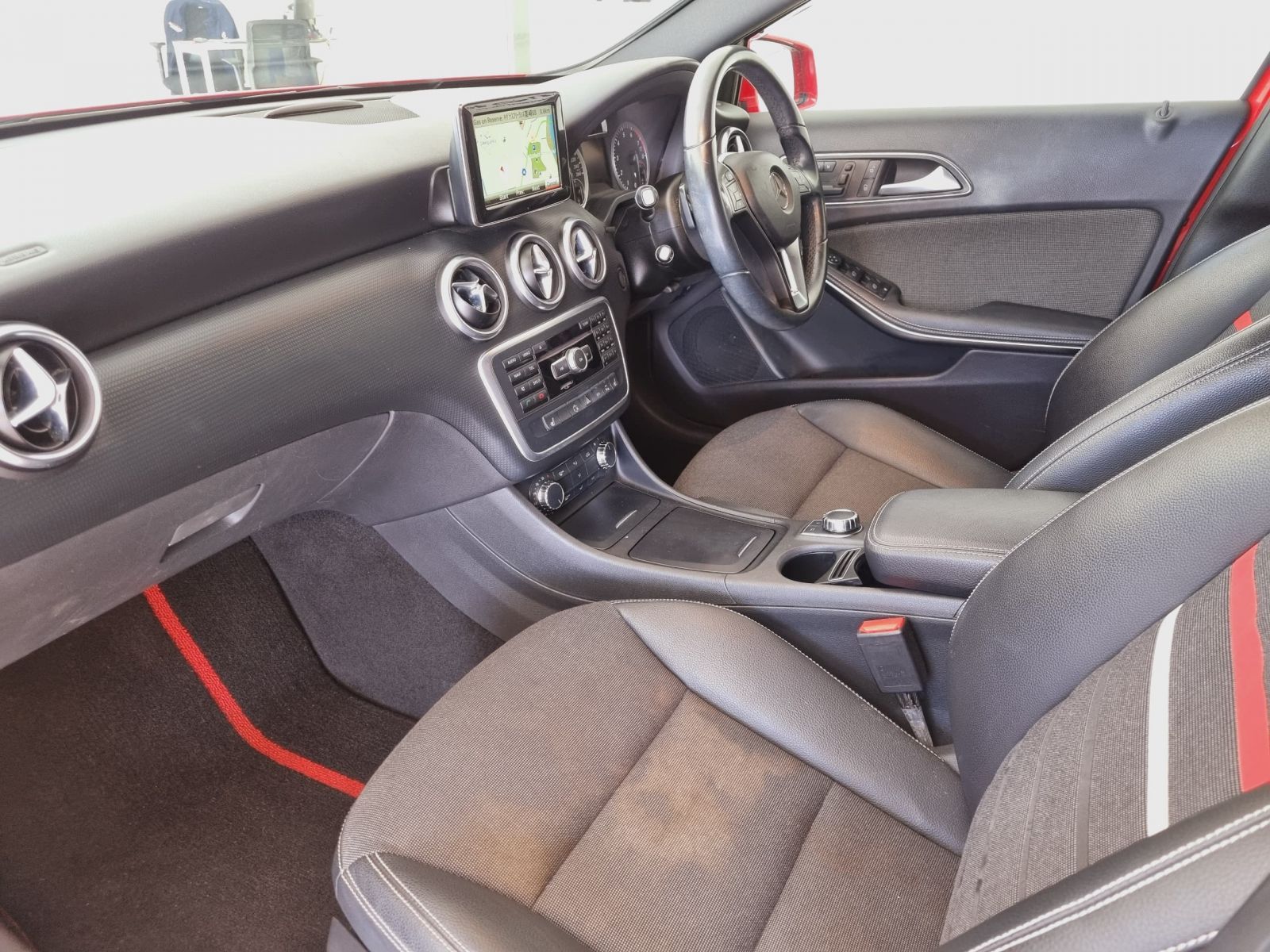 2014 Mercedes-Benz A Class photo 10