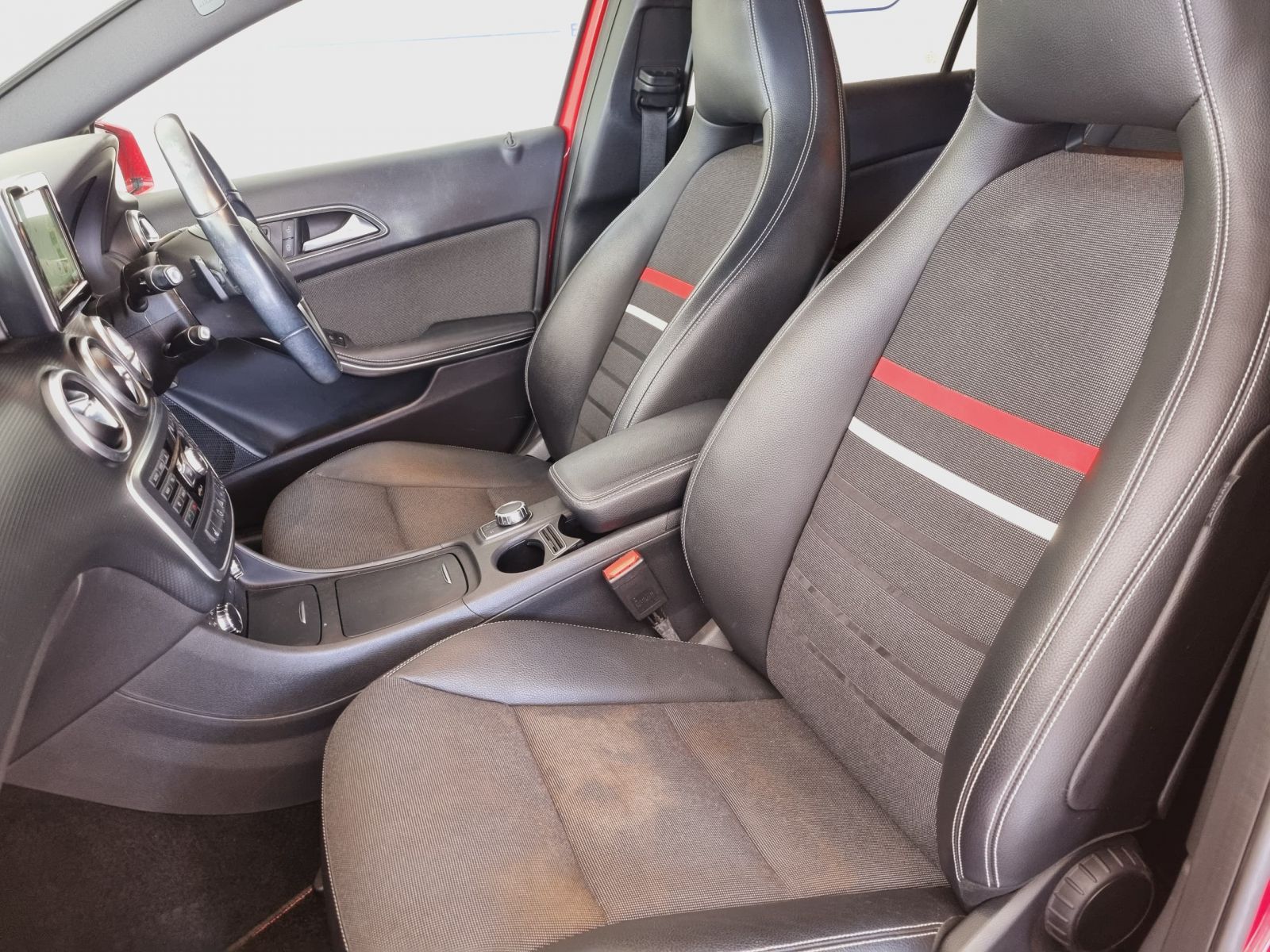 2014 Mercedes-Benz A Class photo 11