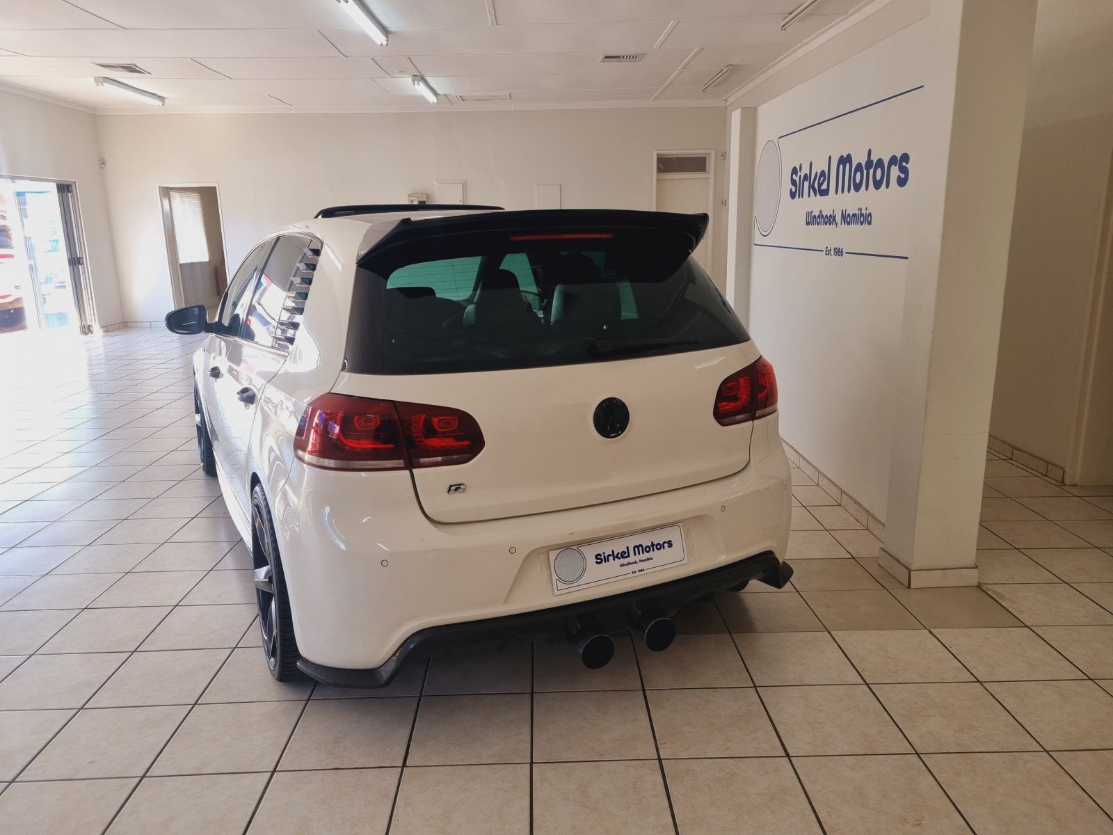 2012 Volkswagen Golf photo 9