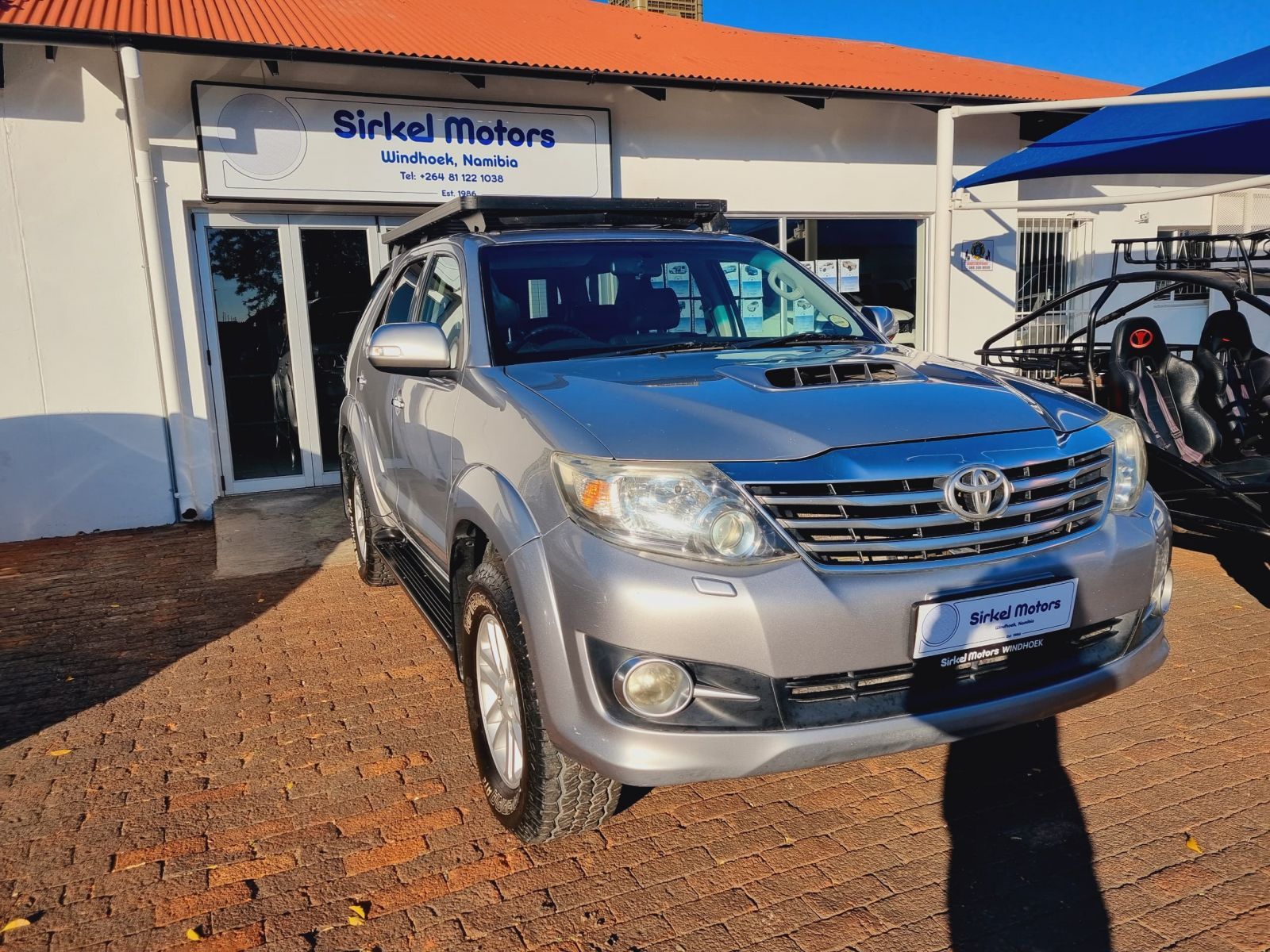 2015 Toyota Fortuner photo 3