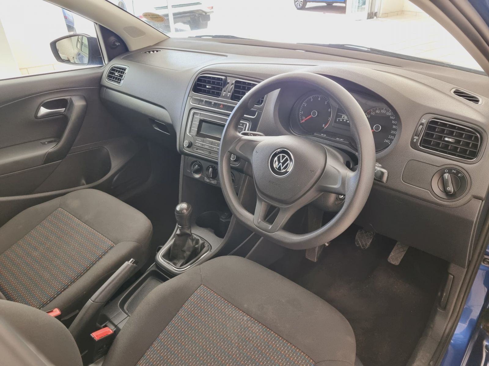 2024 Volkswagen Polo Vivo photo 11