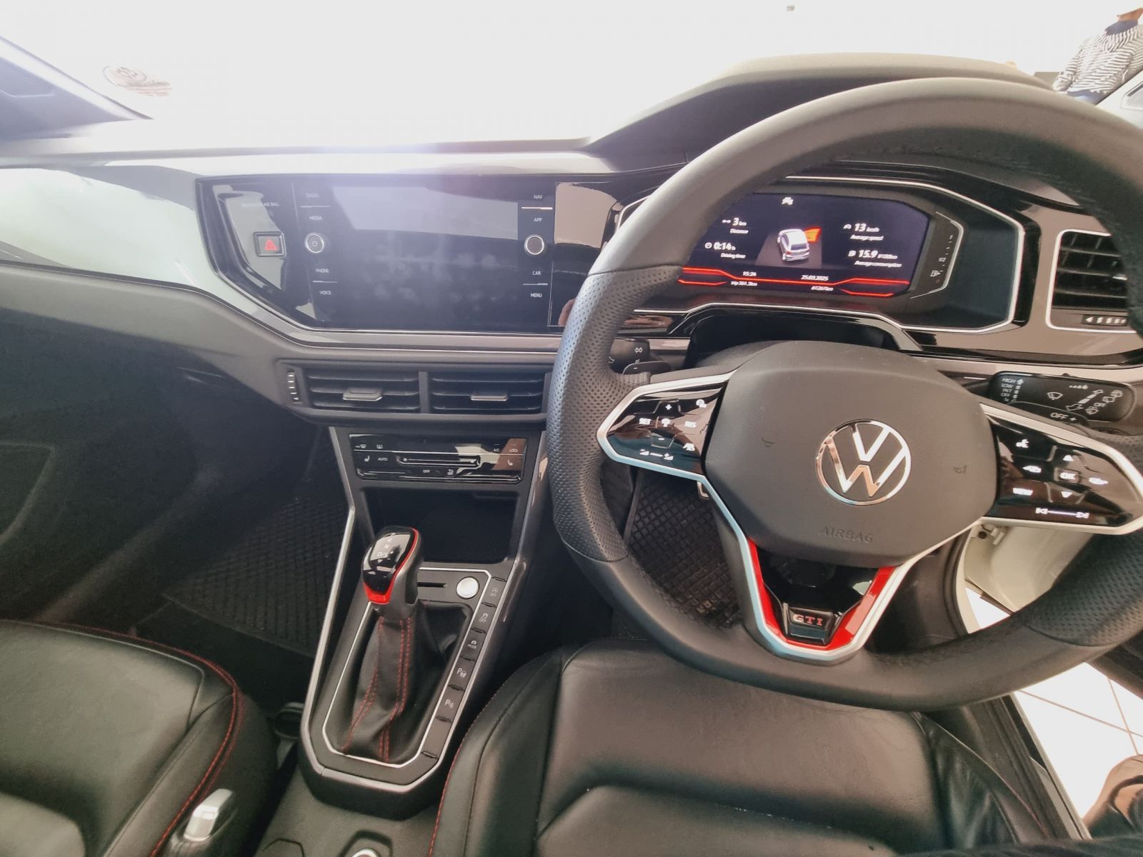 2022 Volkswagen Polo photo 10