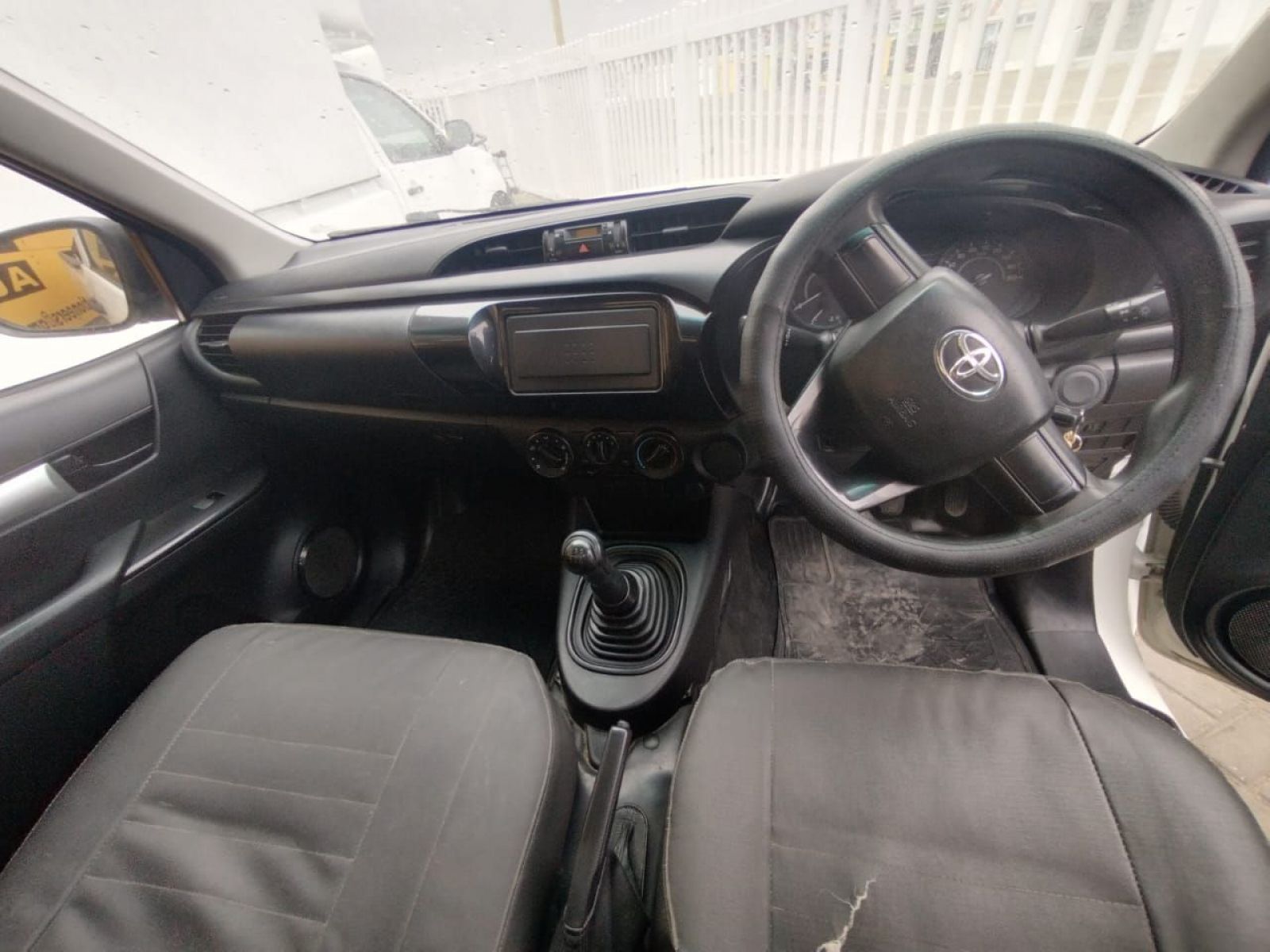 2019 Toyota Hilux photo 5
