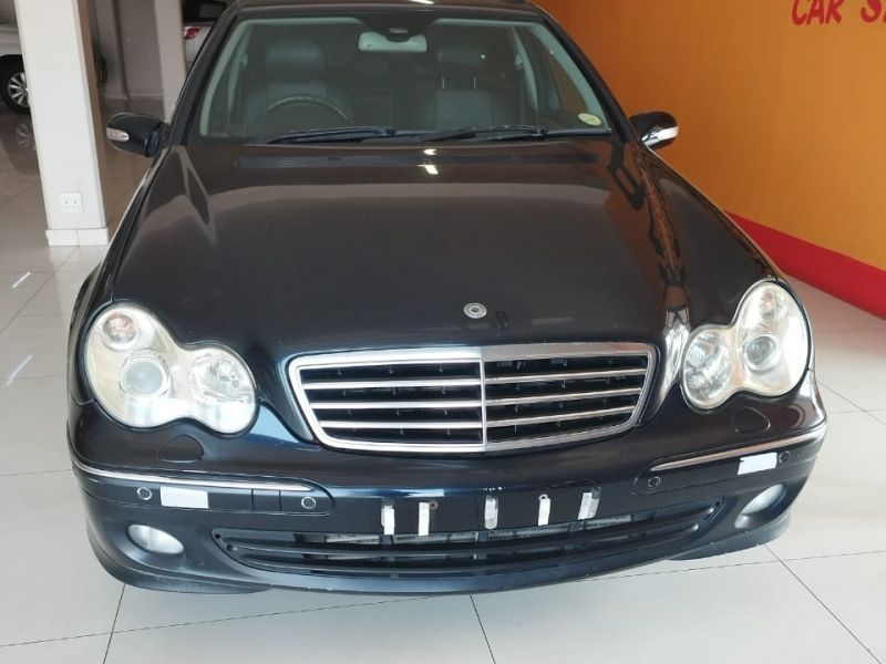 2008 Mercedes-Benz C Class photo 2