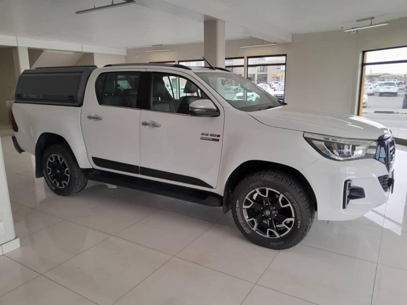 2020 Toyota Hilux photo 2