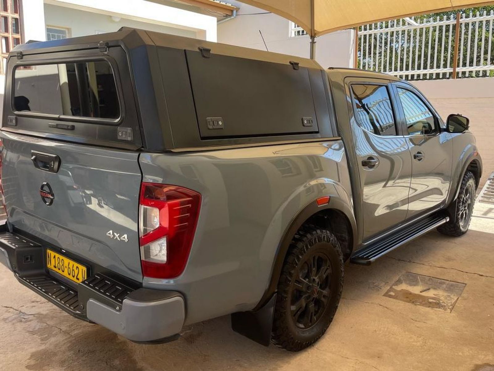 2022 Nissan Navara photo 3