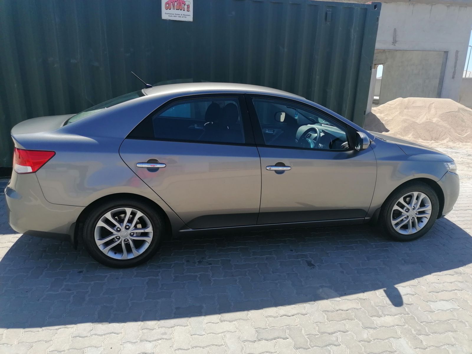 2011 Kia Cerato photo 3
