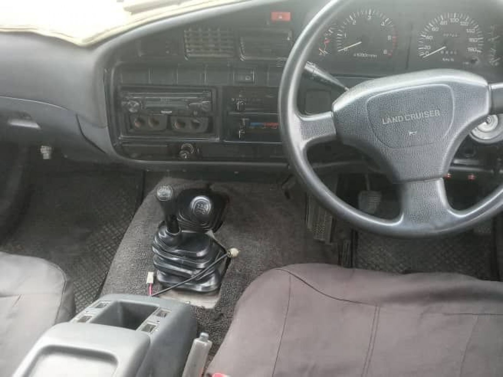 1995 Toyota Land Cruiser photo 5