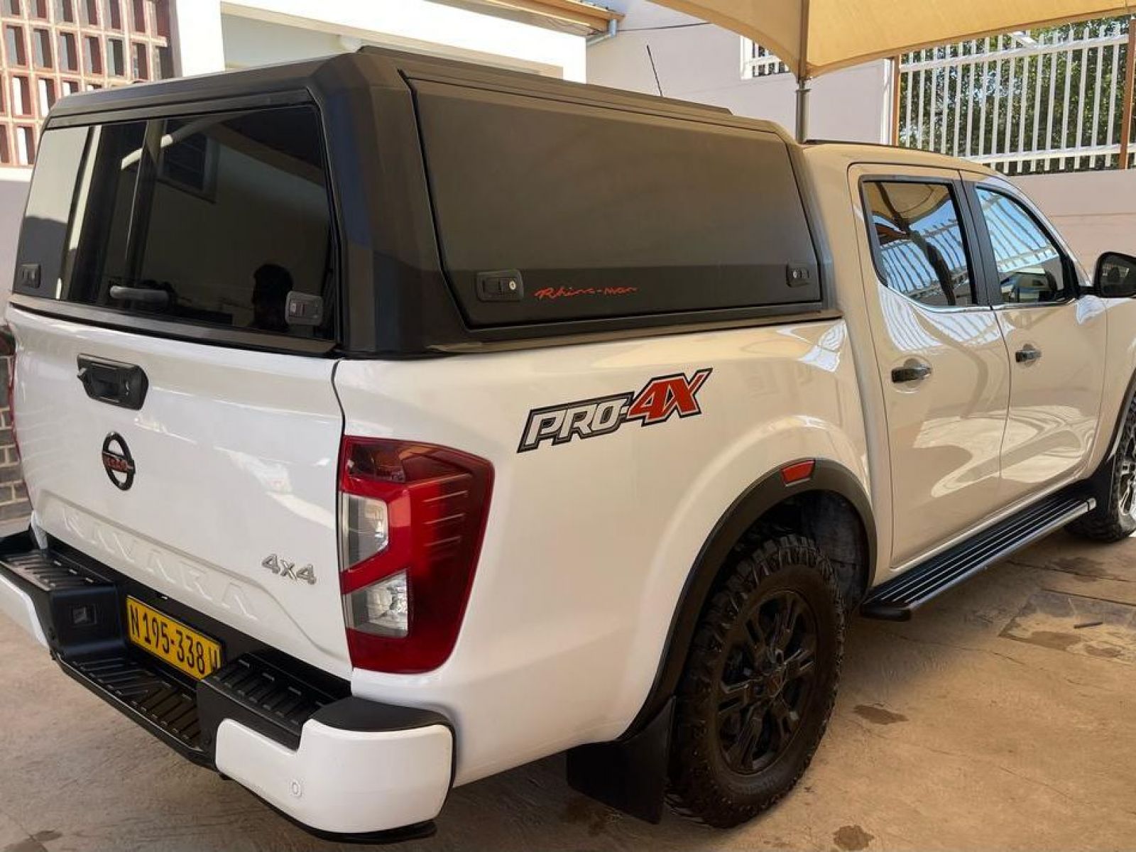 2022 Nissan Navara photo 2