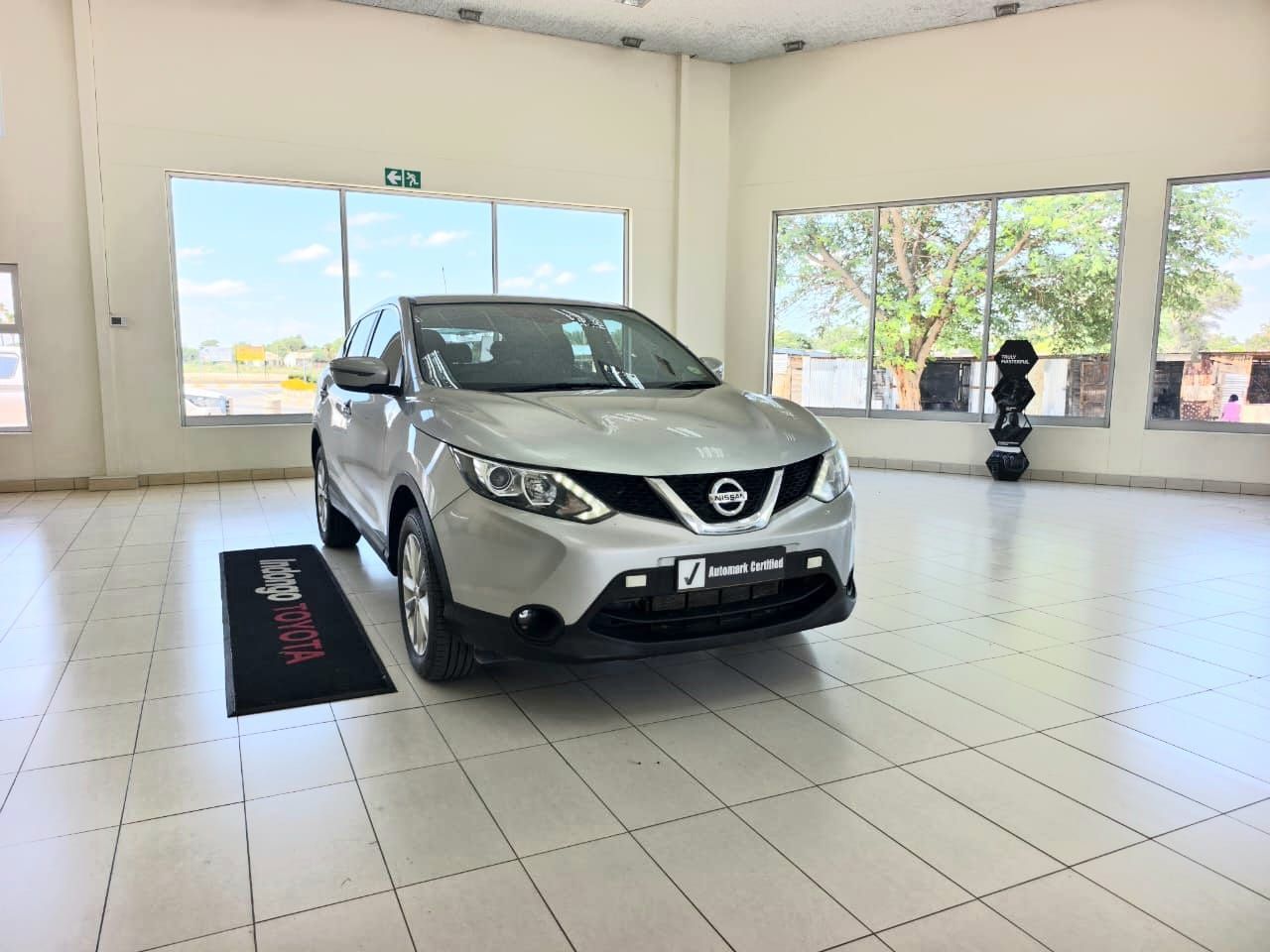 2016 Nissan Qashqai photo 2