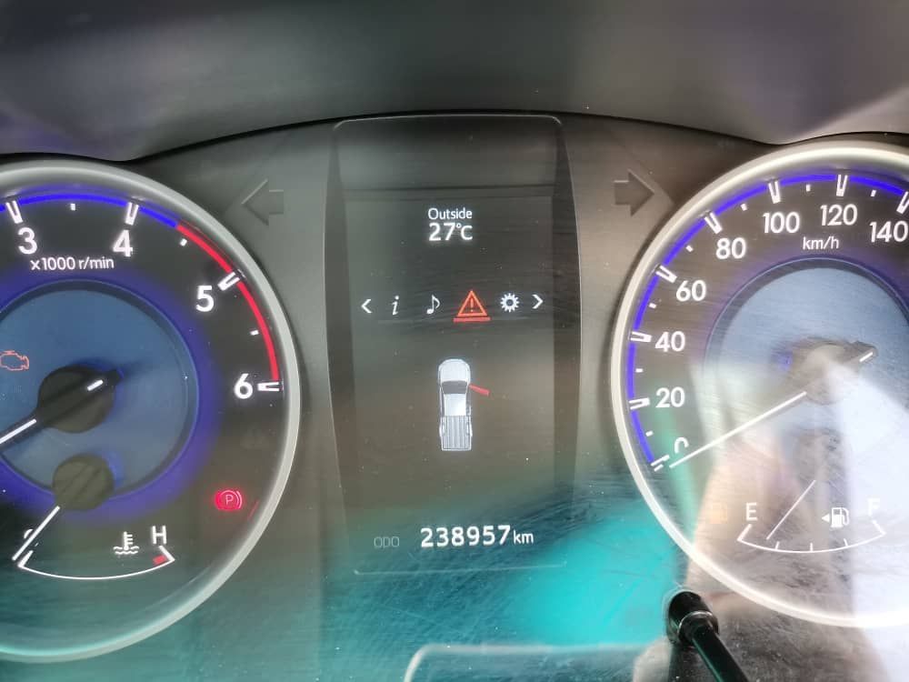 2017 Toyota Hilux photo 9