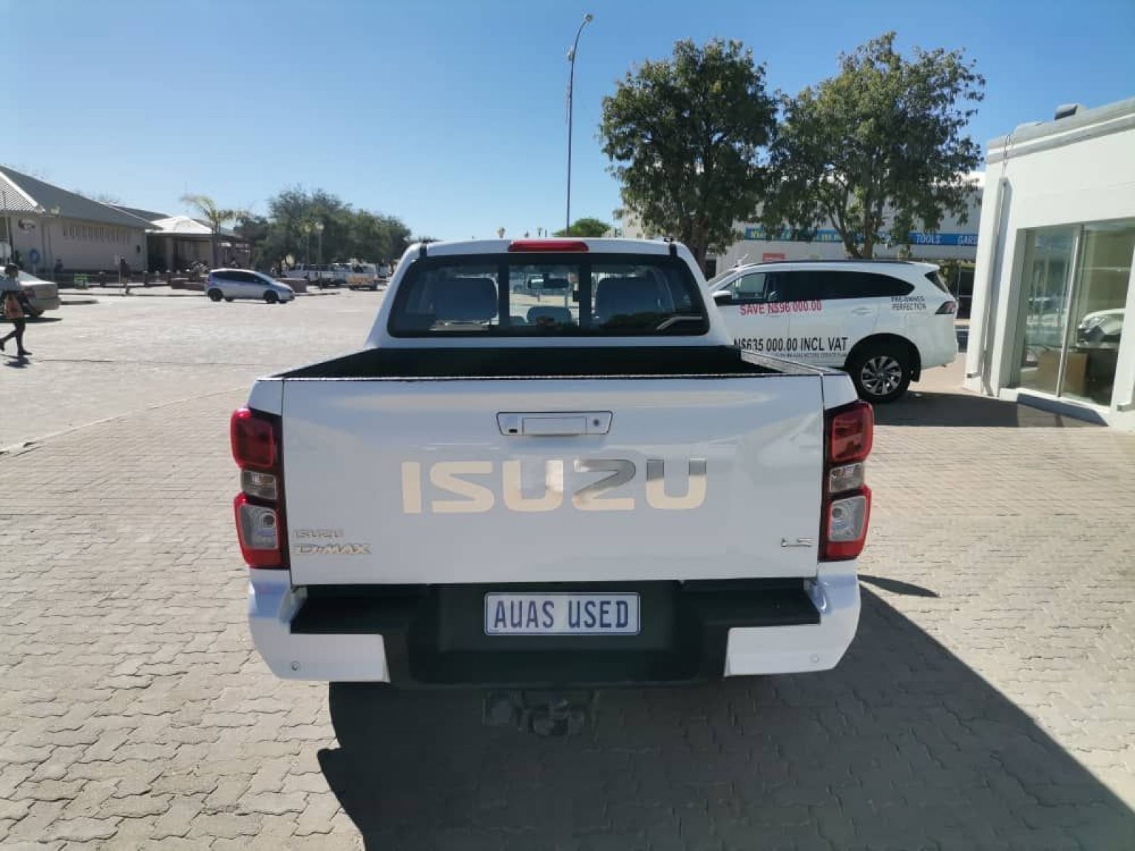 2023 Isuzu D-MAX photo 5