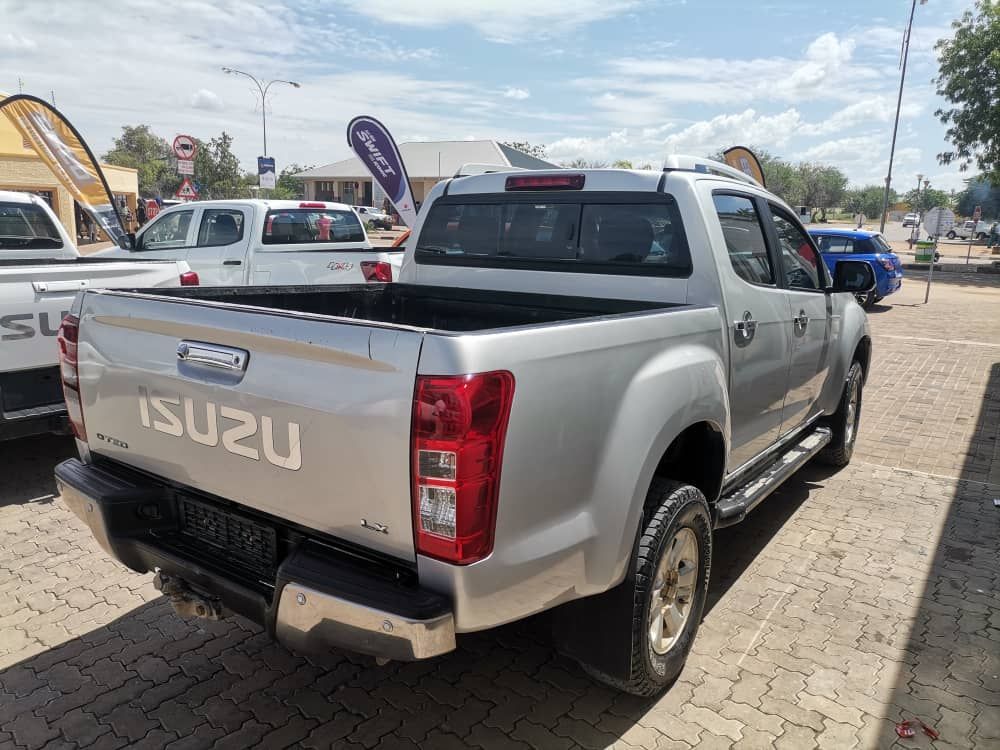 2018 Isuzu KB Series photo 4