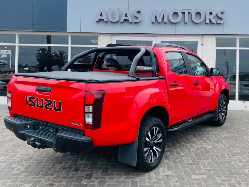 2021 Isuzu D-MAX photo 4