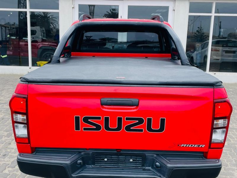 2021 Isuzu D-MAX photo 5