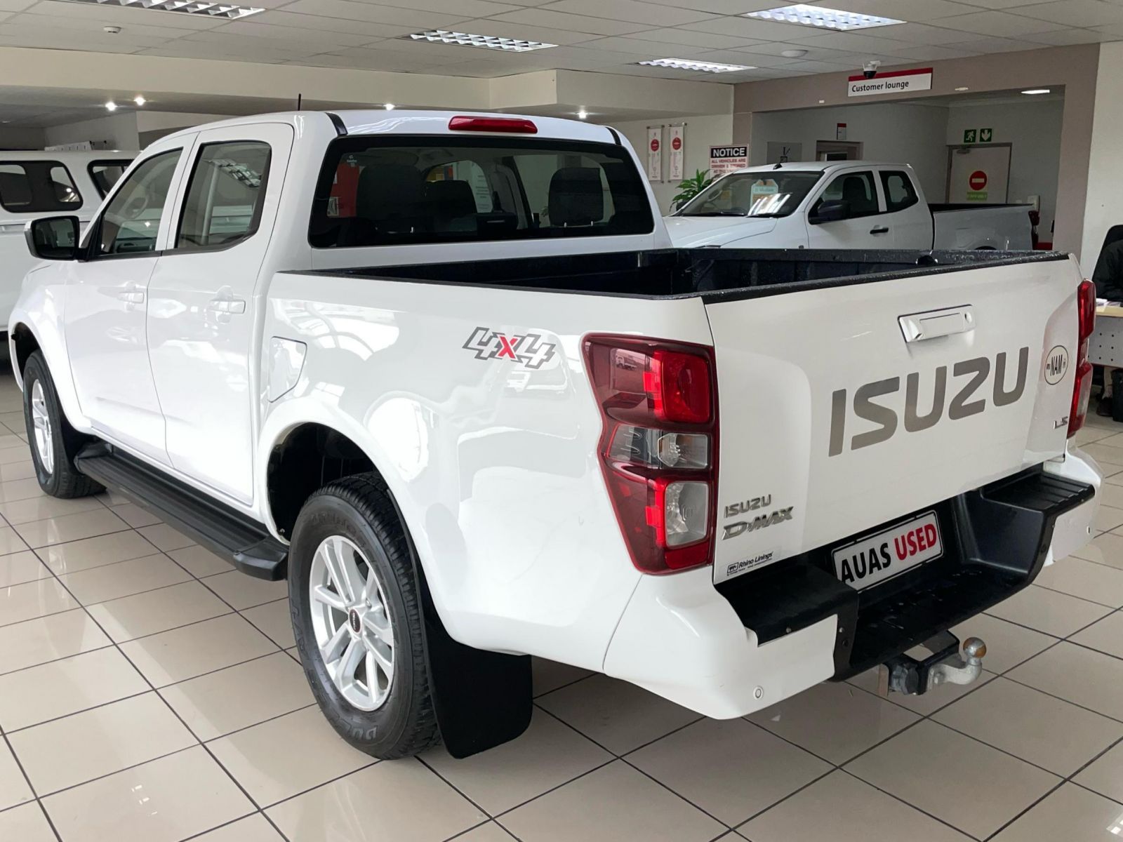 2022 Isuzu D-MAX photo 4