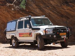 2018 Toyota Landcruiser  Double Cab 4.5 V8 or straight 6 4.2 photo 1