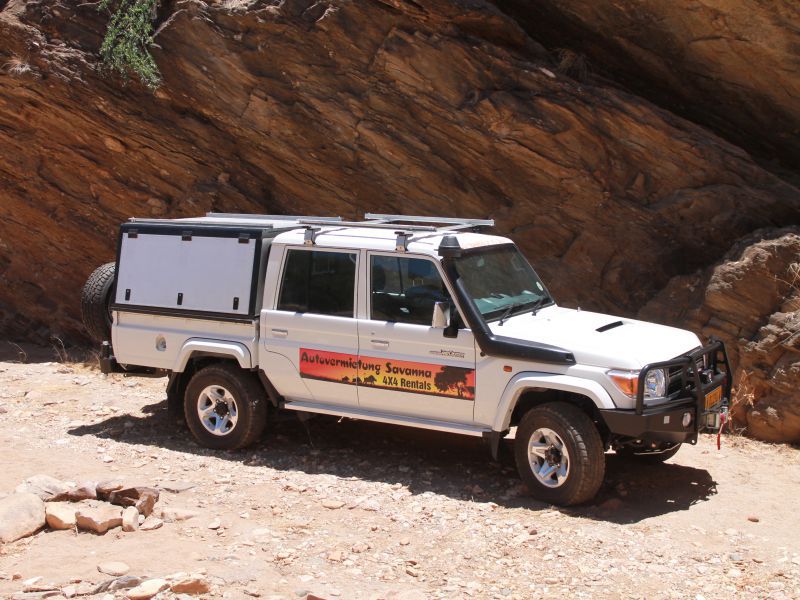 2018 Toyota Landcruiser  Double Cab 4.5 V8 or straight 6 4.2 photo 2