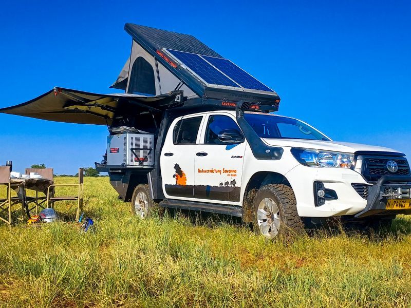 2019 Toyota Hilux Family Camper photo 1
