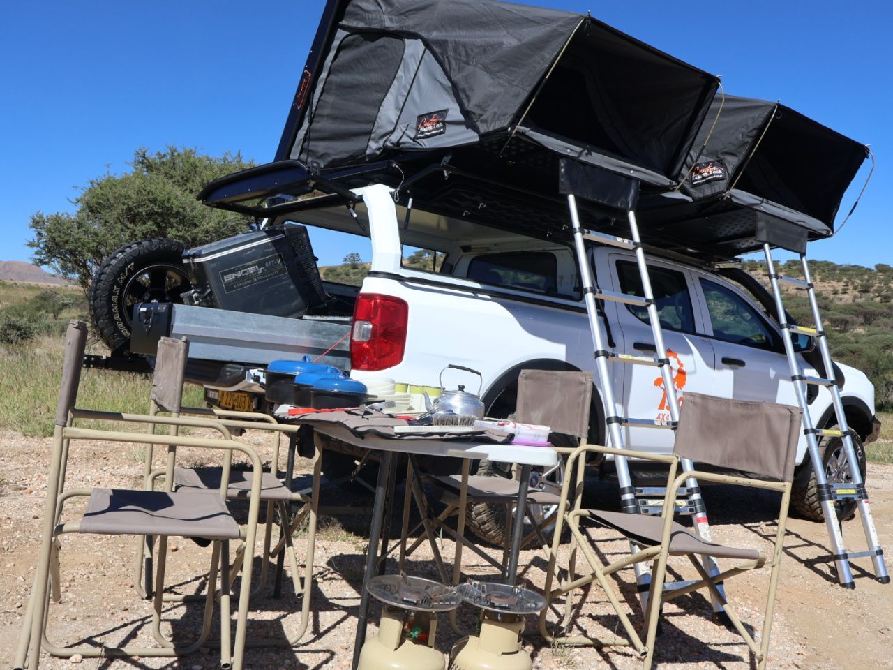 2021 Toyota Hilux 2.4 or Ford 2.2 photo 13