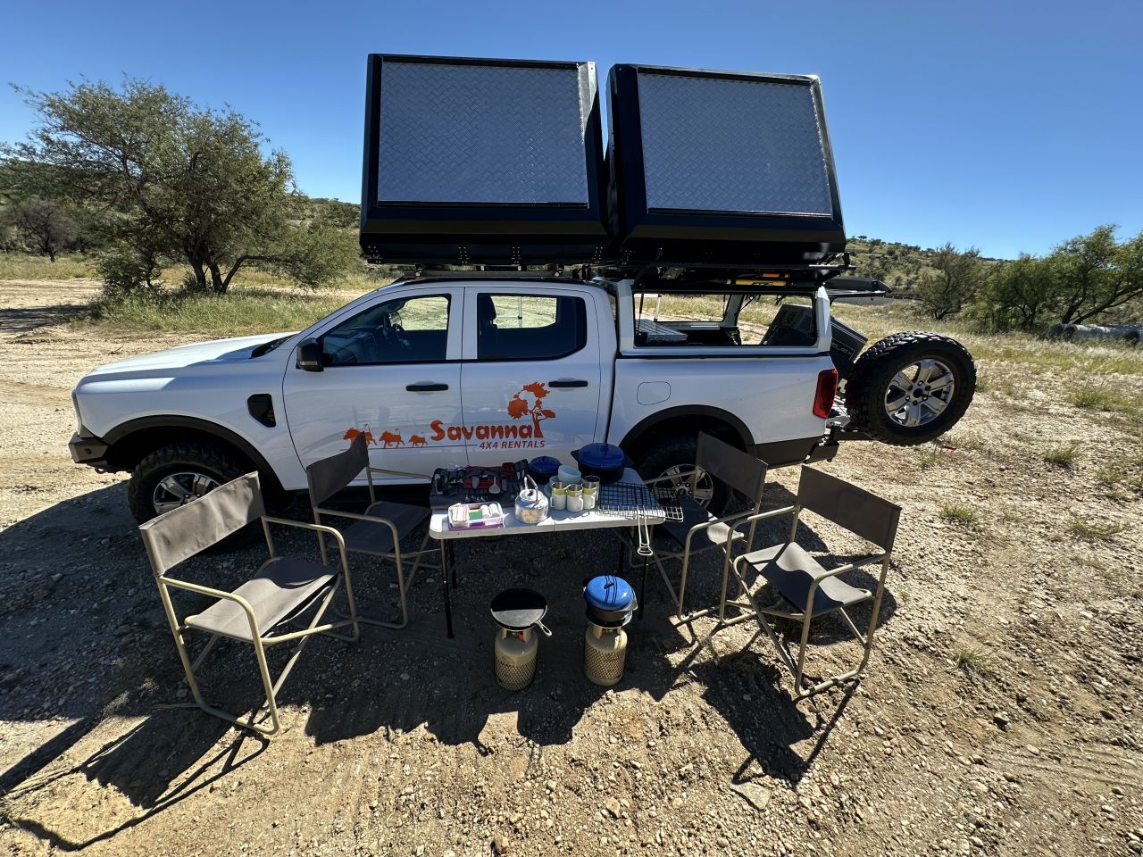 2021 Toyota Hilux 2.4 or Ford 2.2 photo 21