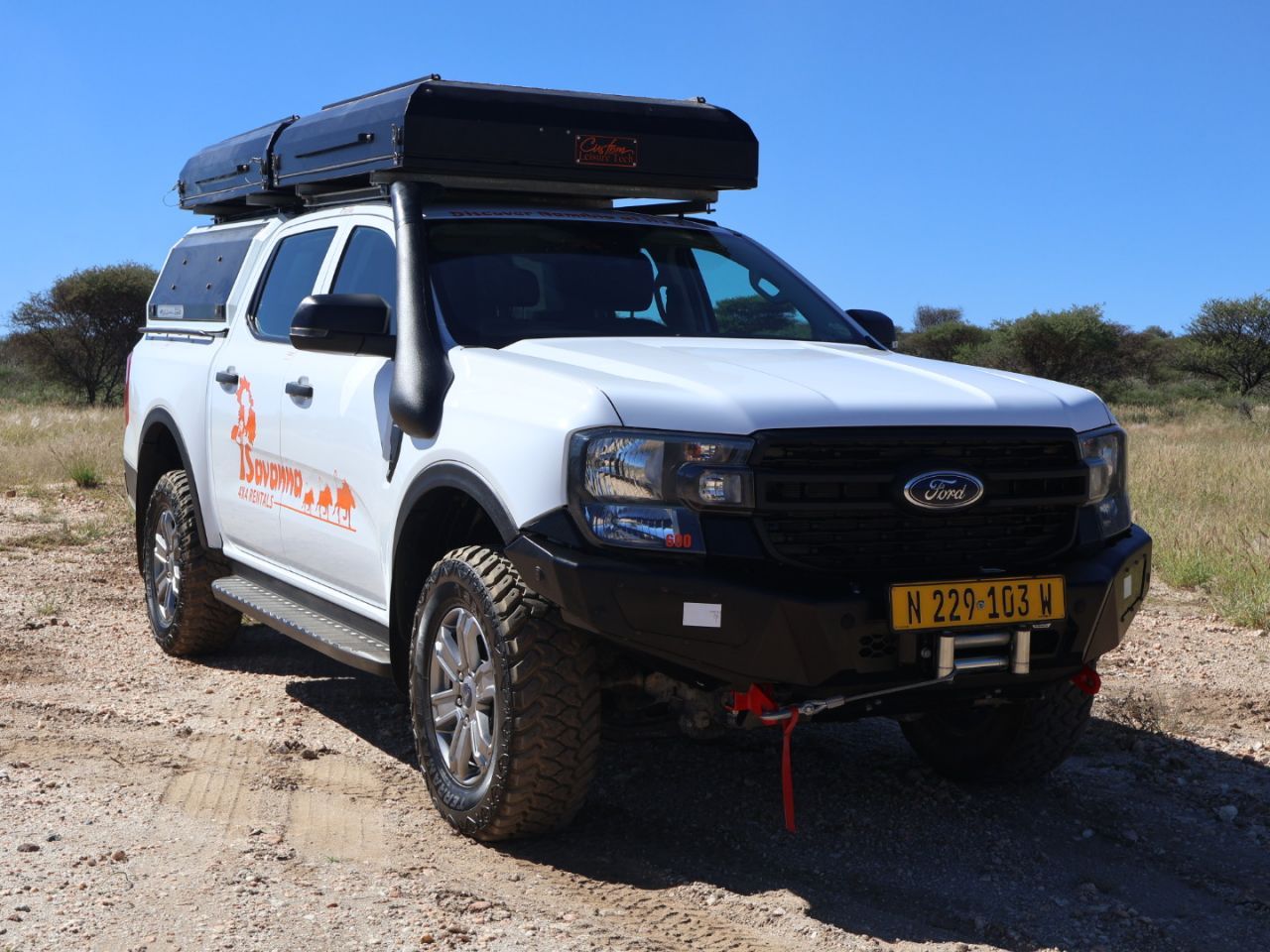 2021 Toyota Hilux 2.4 or Ford 2.2 photo 3