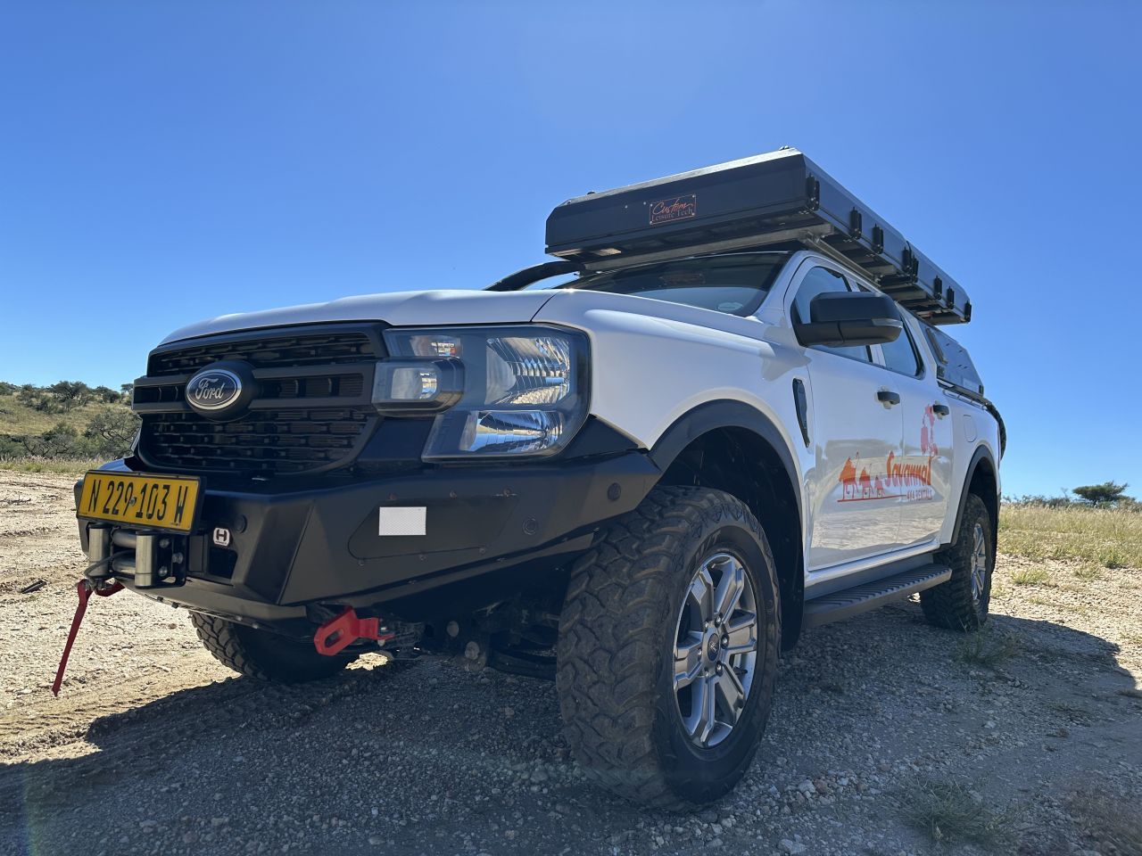 2021 Toyota Hilux 2.4 or Ford 2.2 photo 5