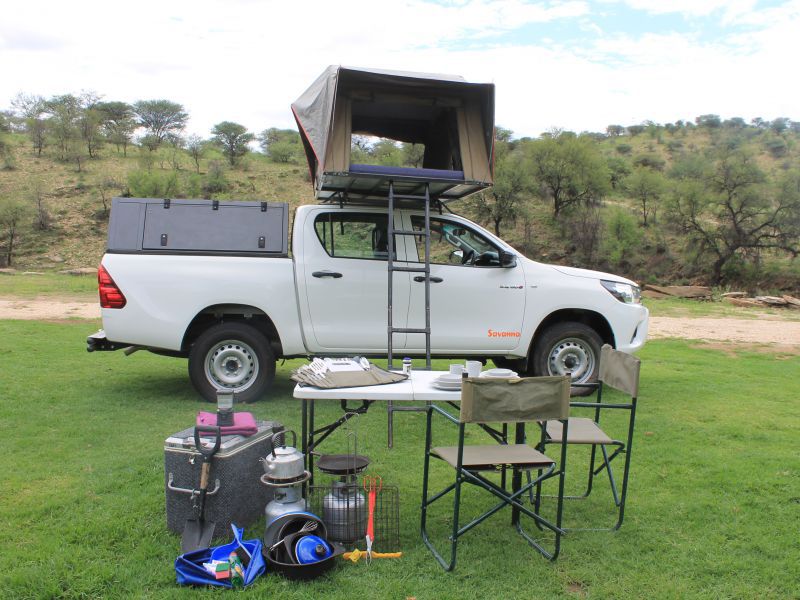 2022 Toyota Hilux photo 2
