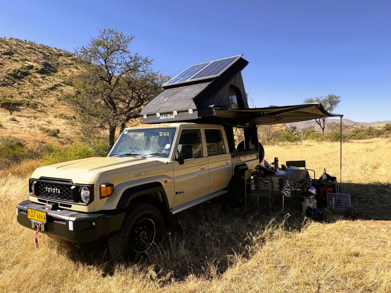 2025 Toyota Land Cruiser Camper 2.8 4x4 (Can be Brown or White) photo 1