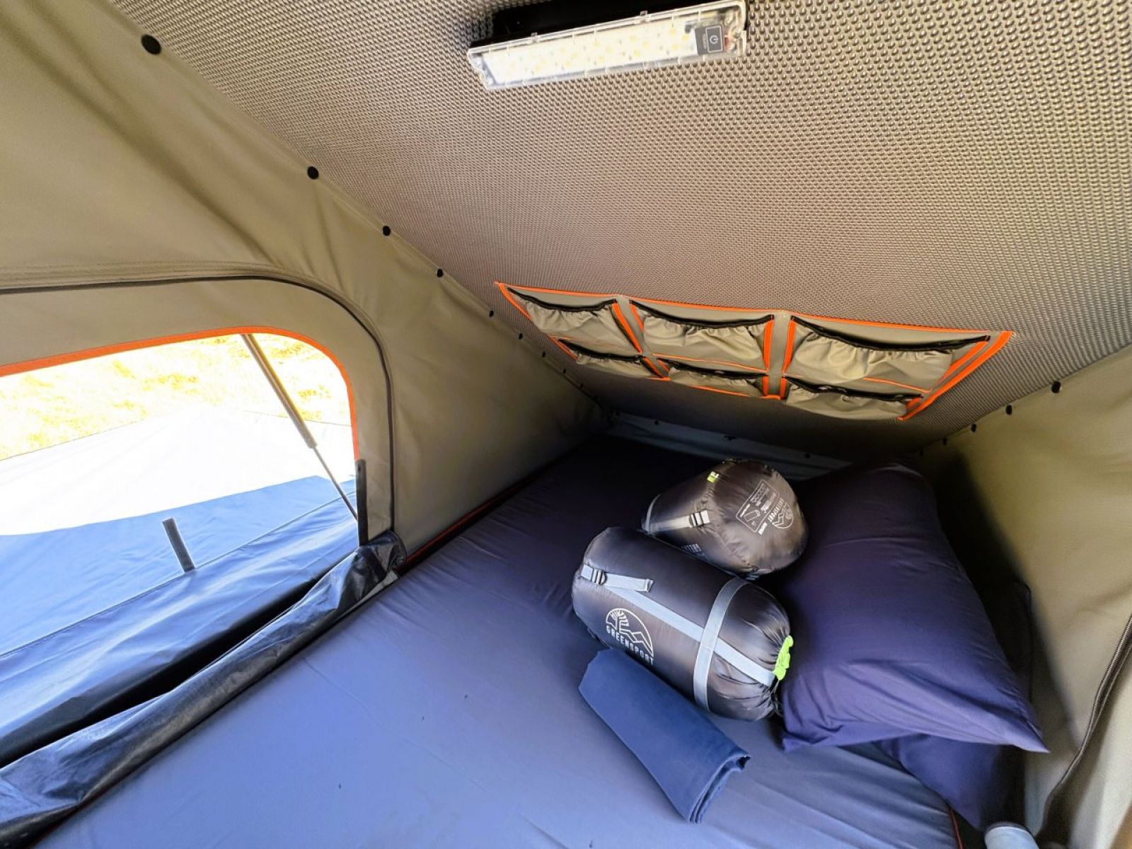 2025 Toyota Land Cruiser Camper 2.8 4x4 (Can be Brown or White) photo 16