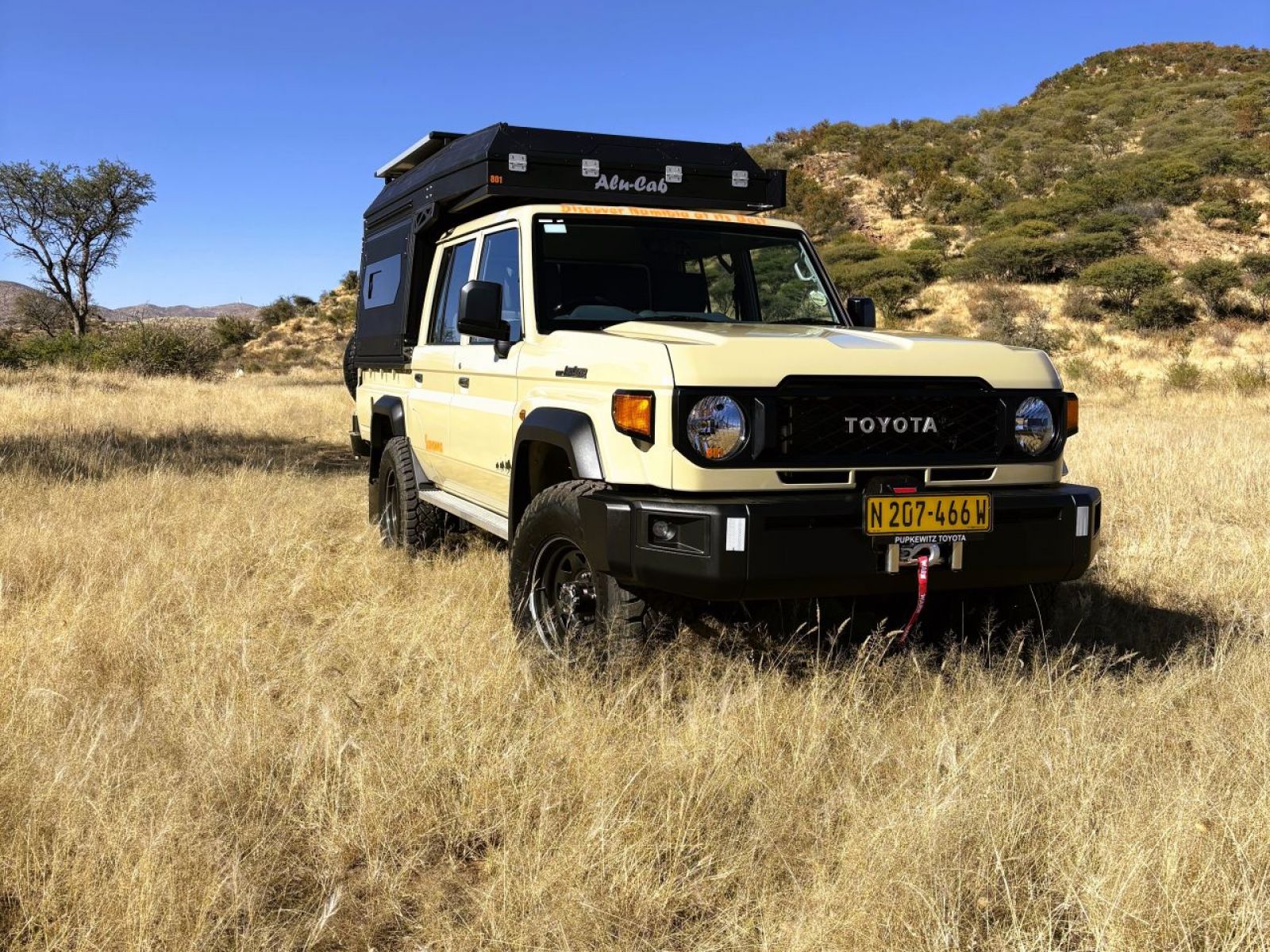 2025 Toyota Land Cruiser Camper 2.8 4x4 (Can be Brown or White) photo 2