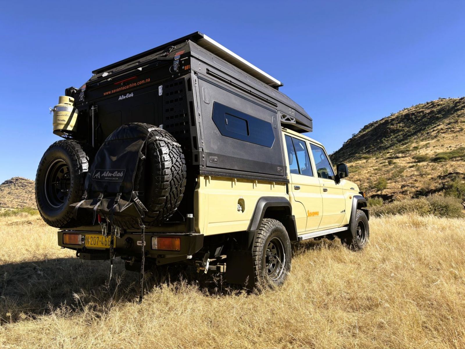2025 Toyota Land Cruiser Camper 2.8 4x4 (Can be Brown or White) photo 5