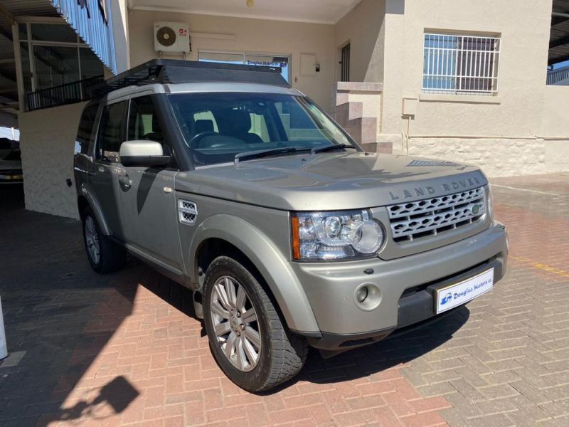 2013 Land Rover Discovery 4 photo 2