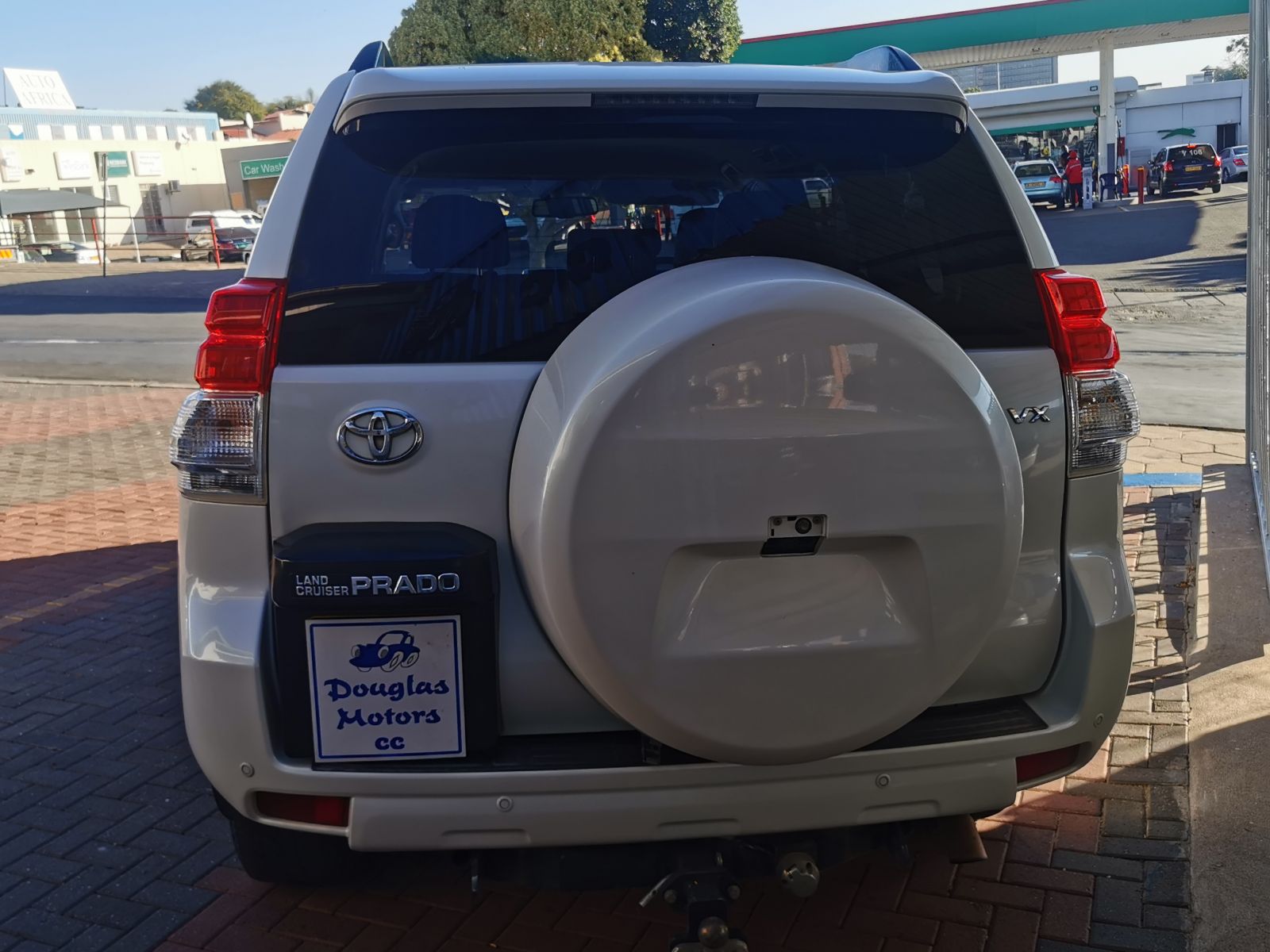 2010 Toyota Prado photo 11