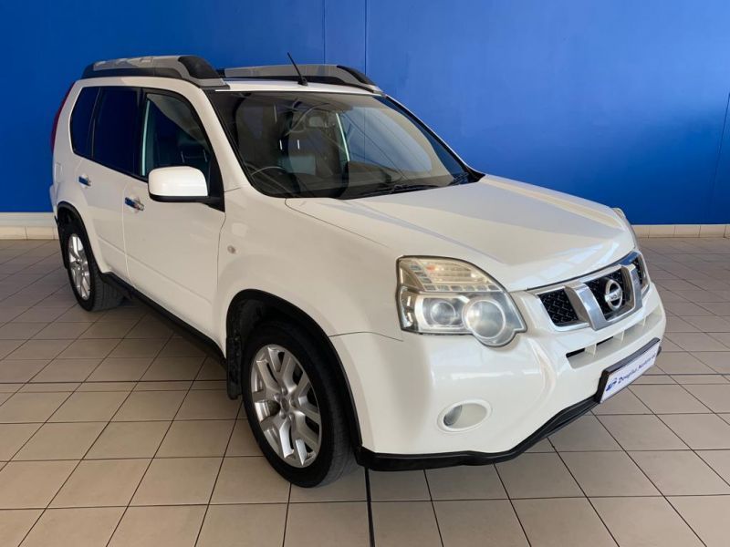 2010 Nissan X-trail photo 3